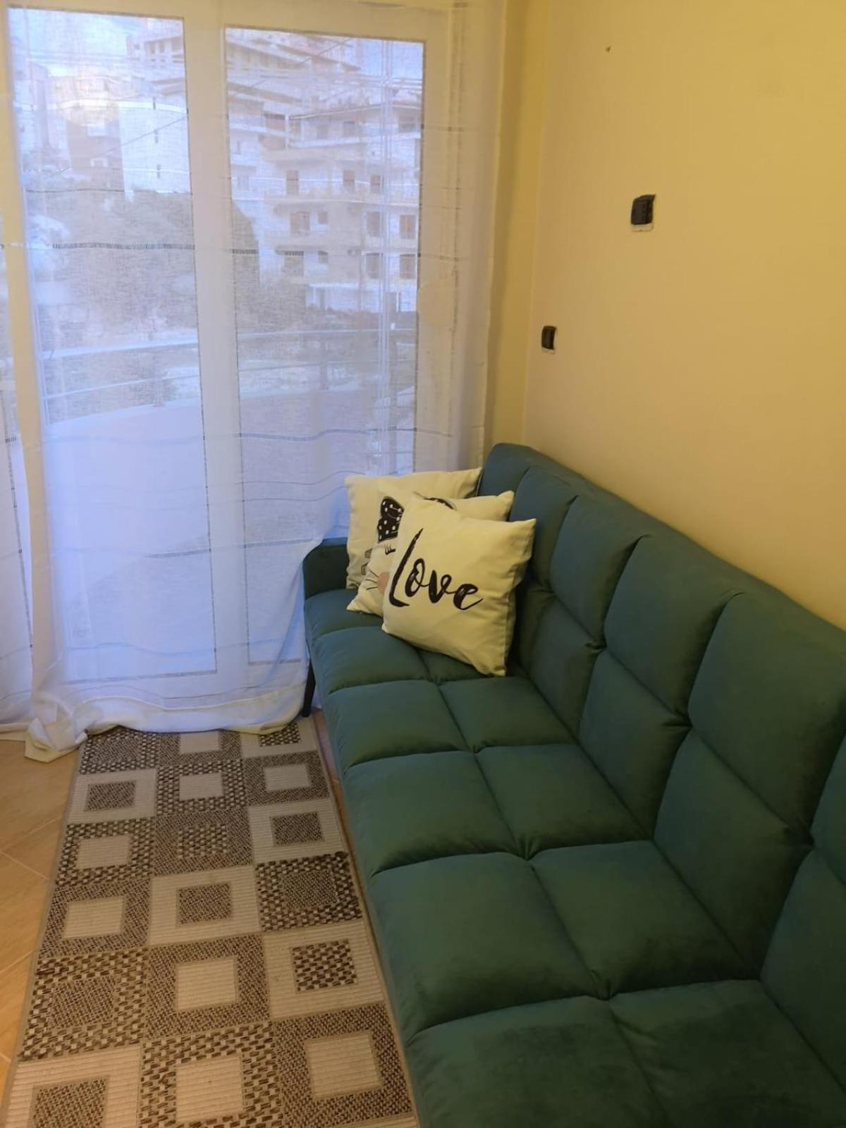 Leon Sea View Apartment Sarandë Esterno foto